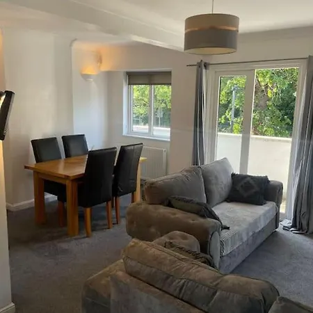 Whole Apartment Near To London Bromley Exterior photo