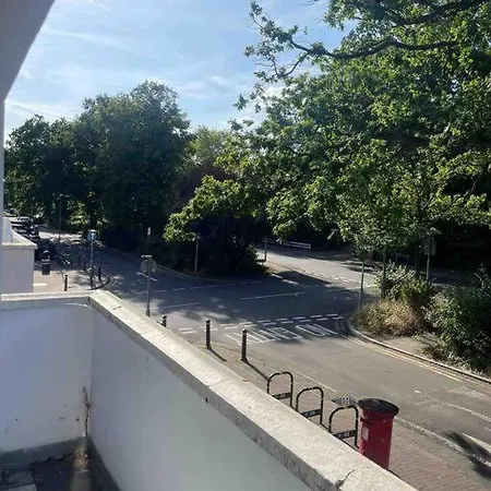 Whole Apartment Near To London Bromley Exterior photo