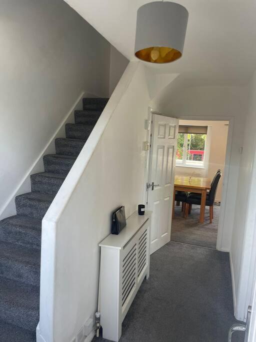 Whole Near To London